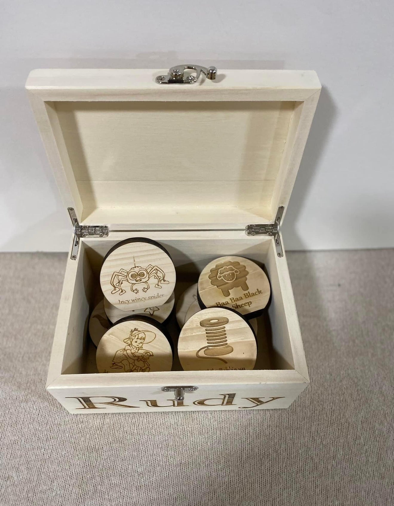 Personalised Wooden Song Box – A Treasure Chest of Tunes and Memories